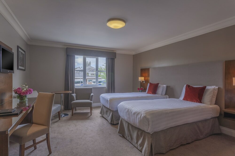 Фото Canal Court Hotel