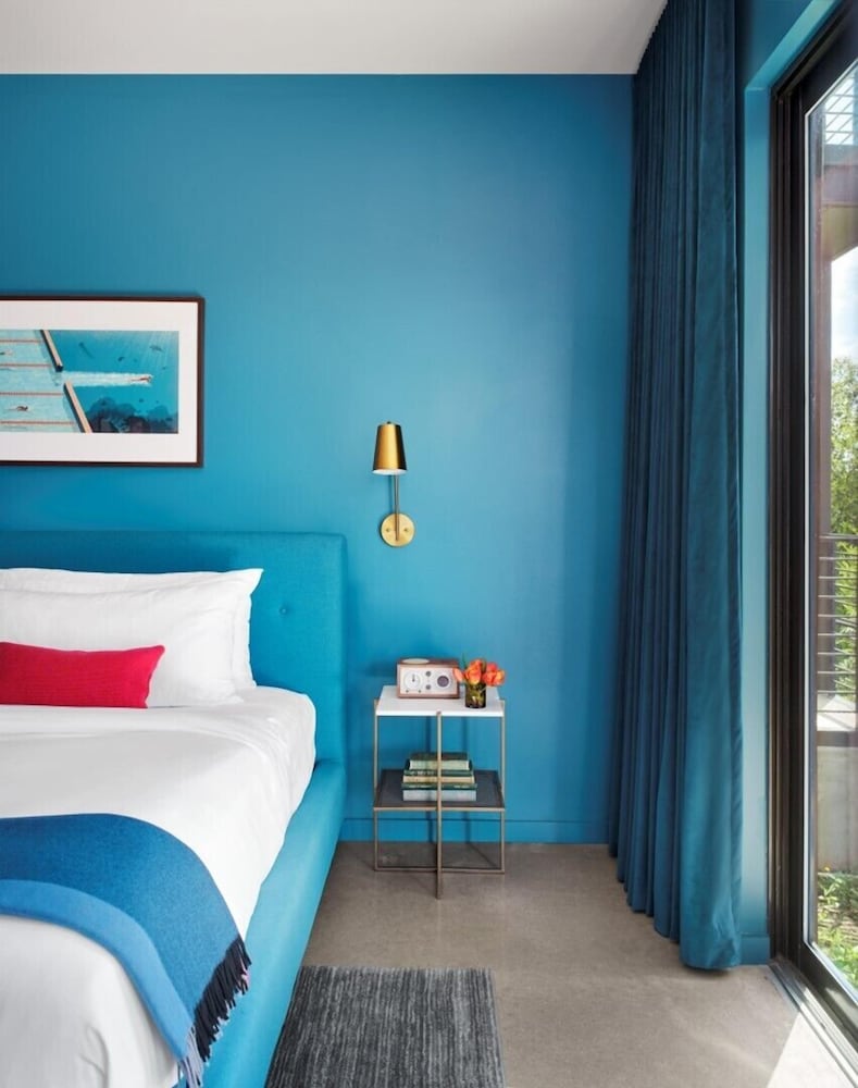 Фото The Ruby Hotel