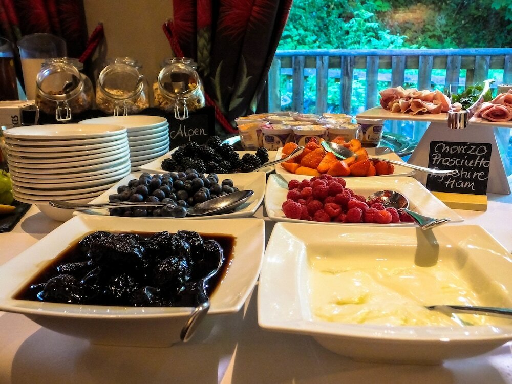 Фото The Old Mill Inn