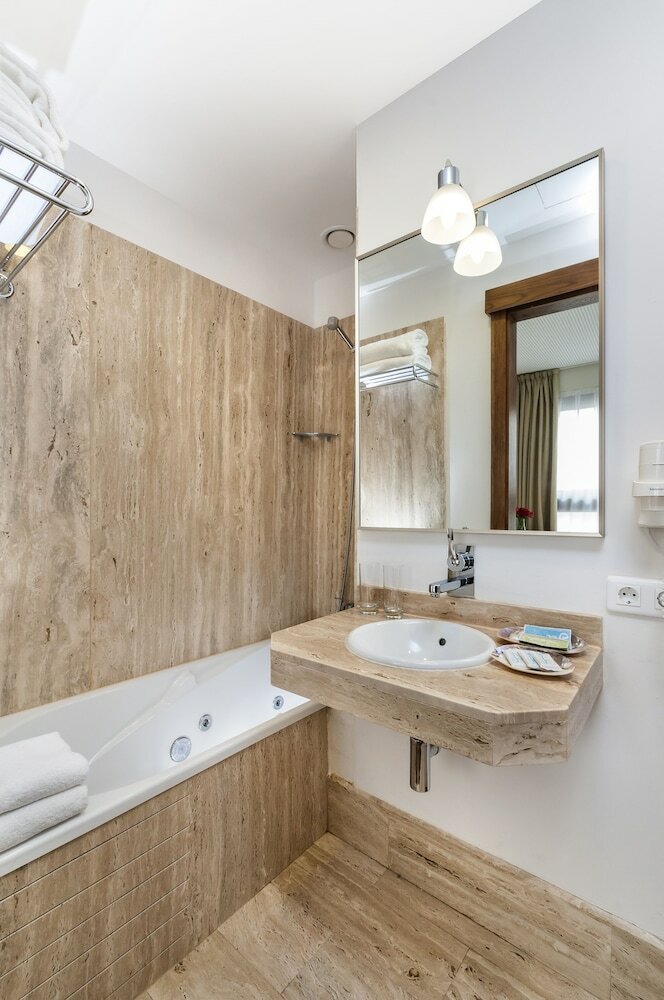 Фото Hotel Amadeus