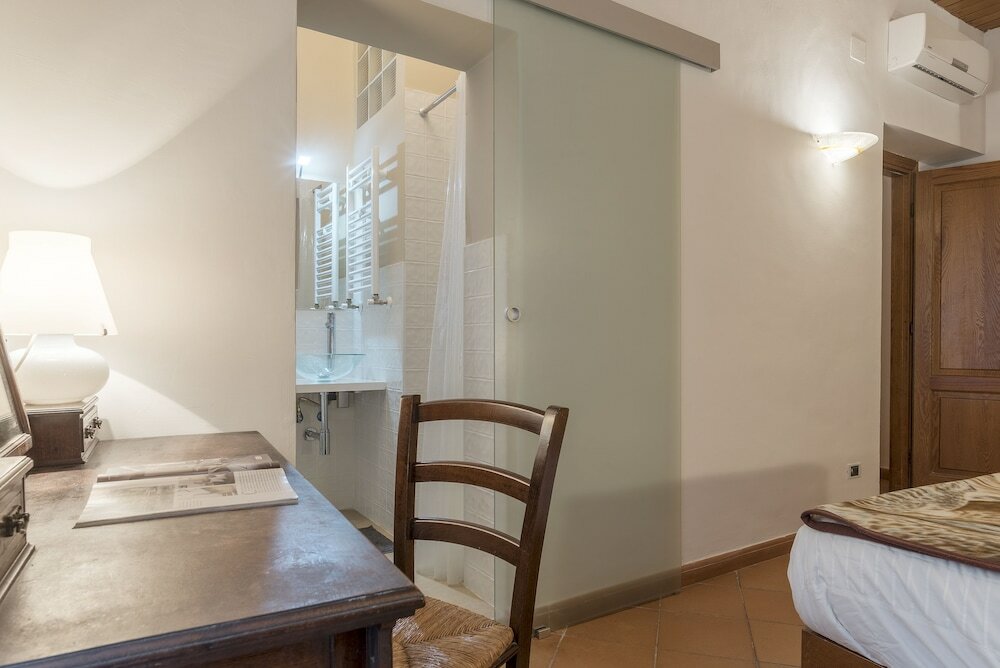 Фото Villa Borghese Roomy Flat