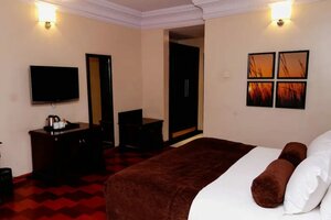 Owu Crown Hotel Ibadan (Oyo, Ibadan Airport), hotel