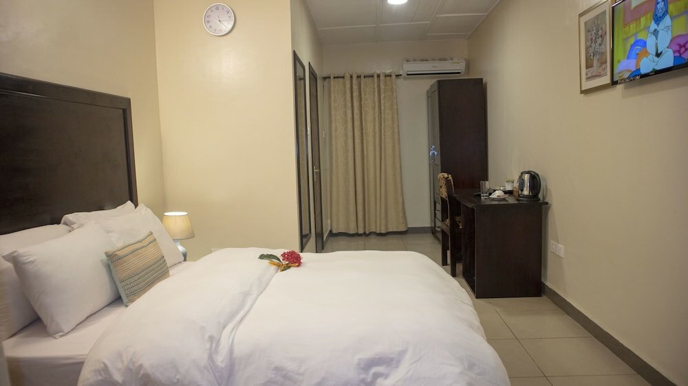 Фото Ssnit Guest House