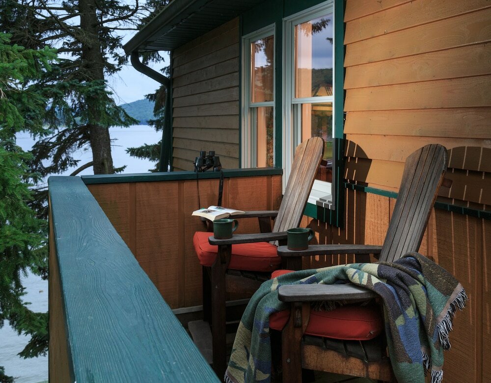 Фото Lake Pointe Inn