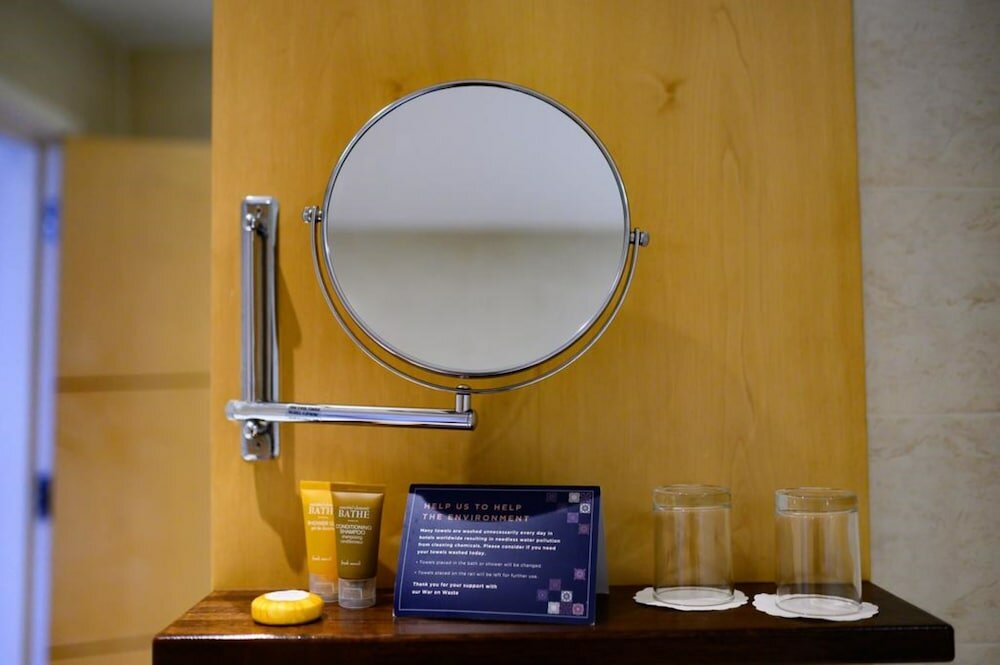 Фото The Angel Hotel