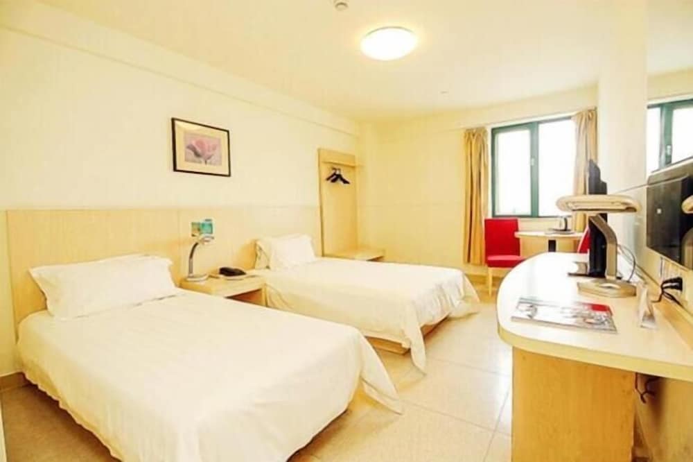 Фото Jinjiang Inn Haikou Qilou Old Street Dongfeng Bridge Branch