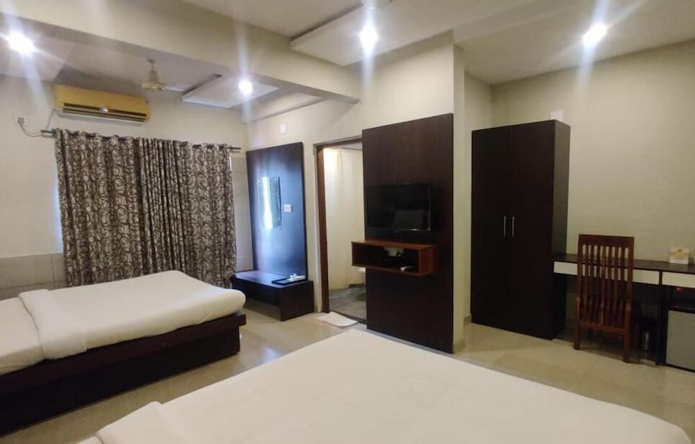 Фото Hotel Sreepathy Indraprastha