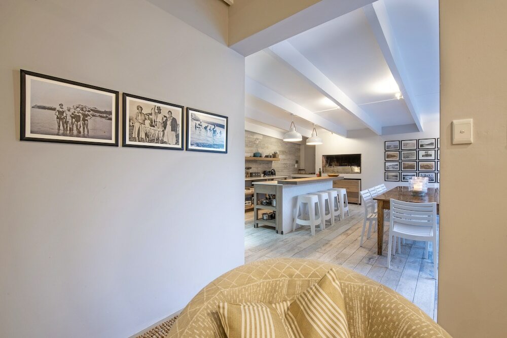 Фото Driftwood - Kenton on Sea