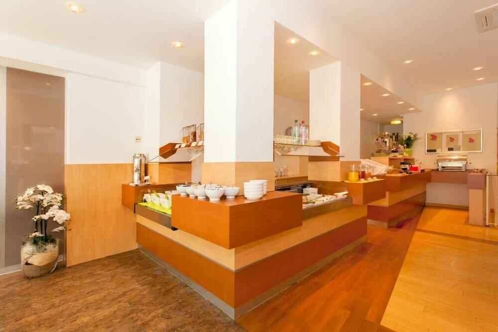 Фото Hotel Scala Frankfurt City