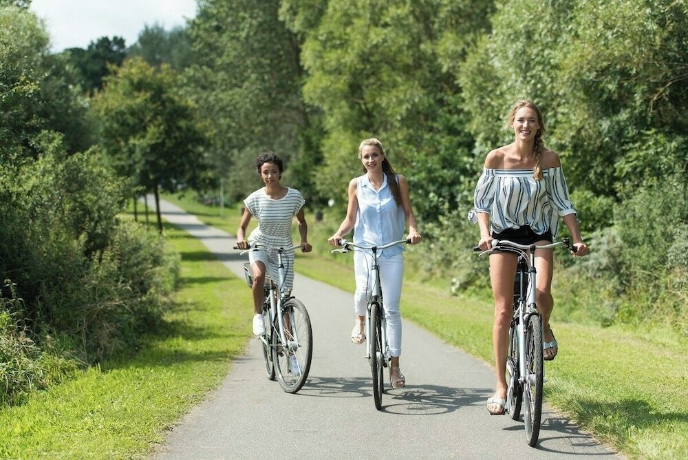 Фото Schlossgut Gross Schwansee