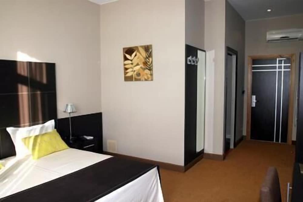 Фото Tana Hôtel