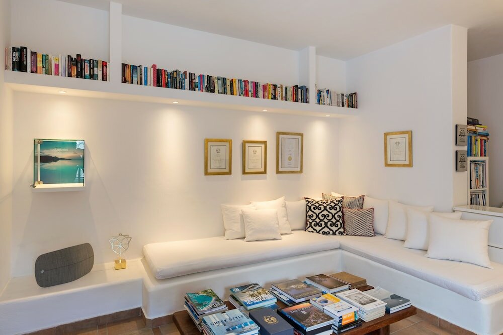 Фото Aenaon Villas