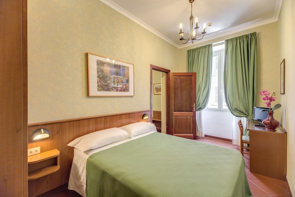 Фото Hotel Corona