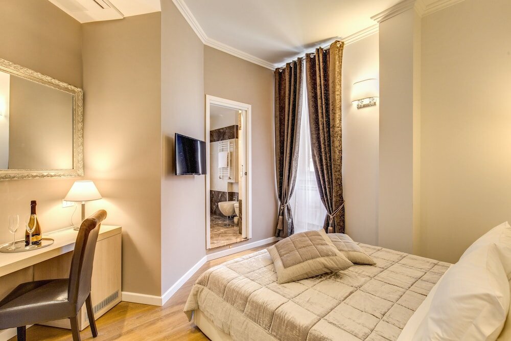 Фото The Bridge Suites