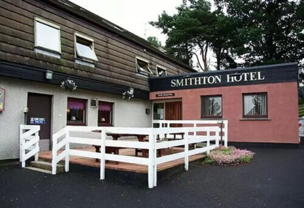 Фото Smithton Hotel