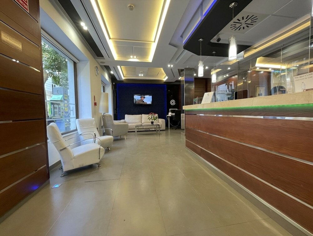 Фото Hotel Castilla Guerrero