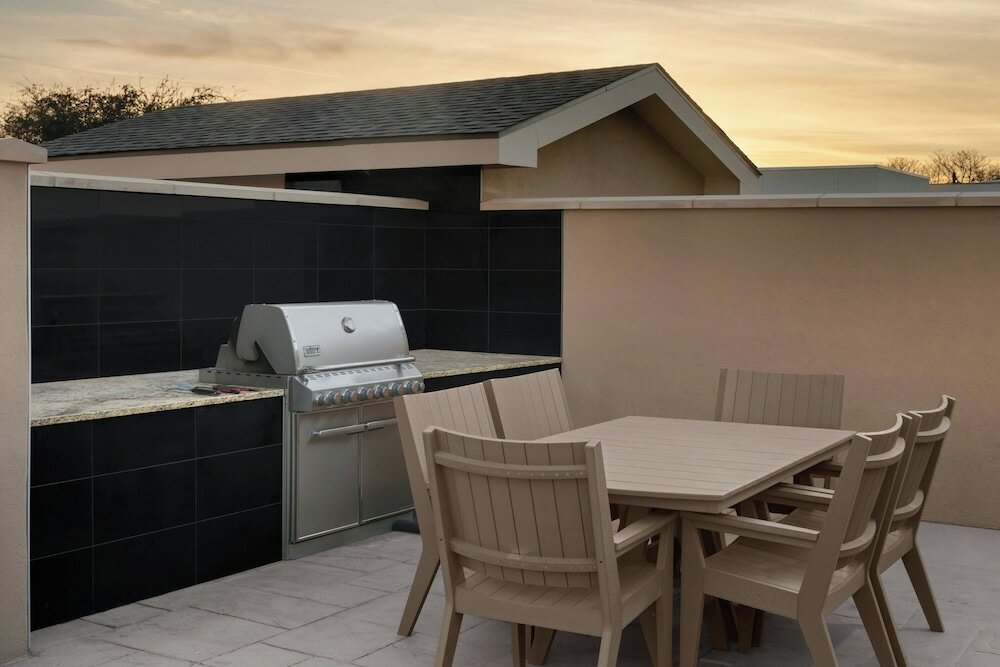 Фото TownePlace Suites by Marriott Carlsbad