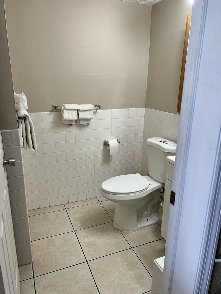 Фото The Bayside Inn & Marina