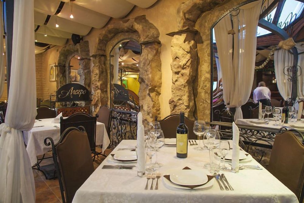 Фото Alegro Hotel