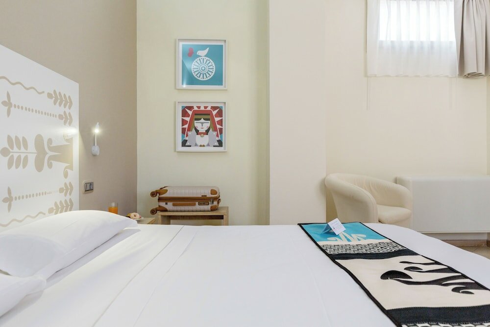 Фото Hotel Domomea