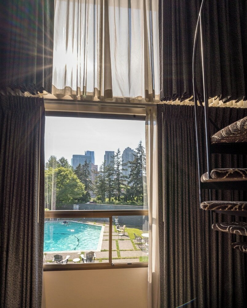 Фото Hotel 116, A Coast Hotel Bellevue