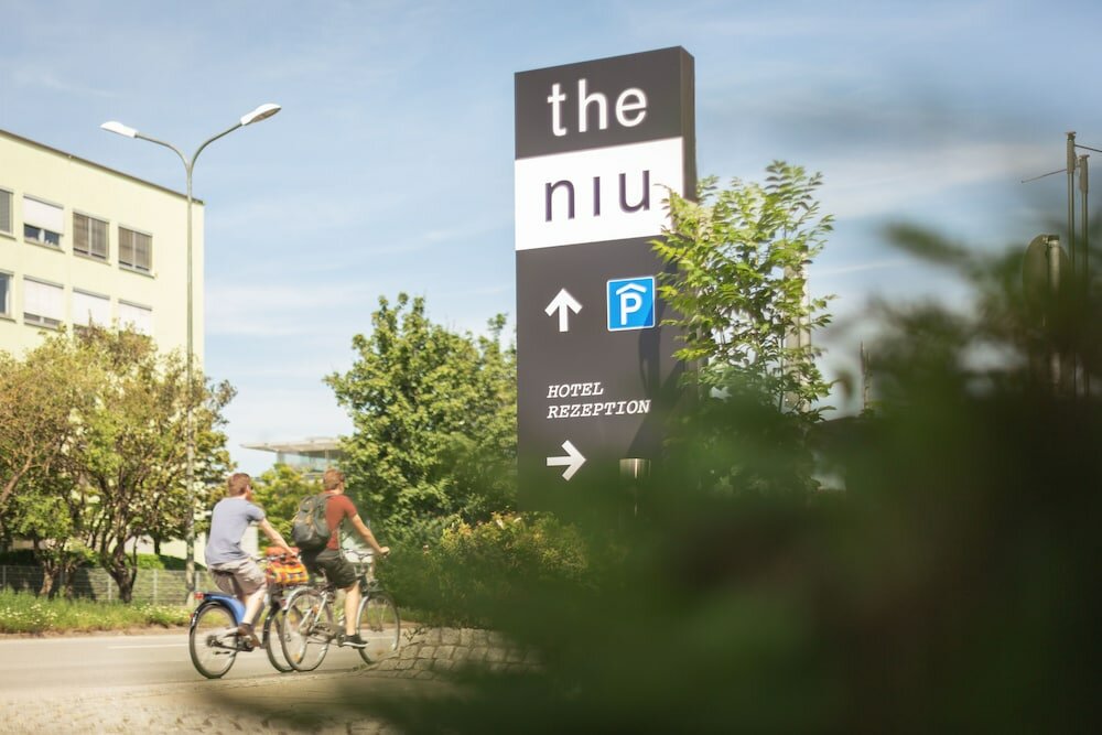 Фото The niu Loco