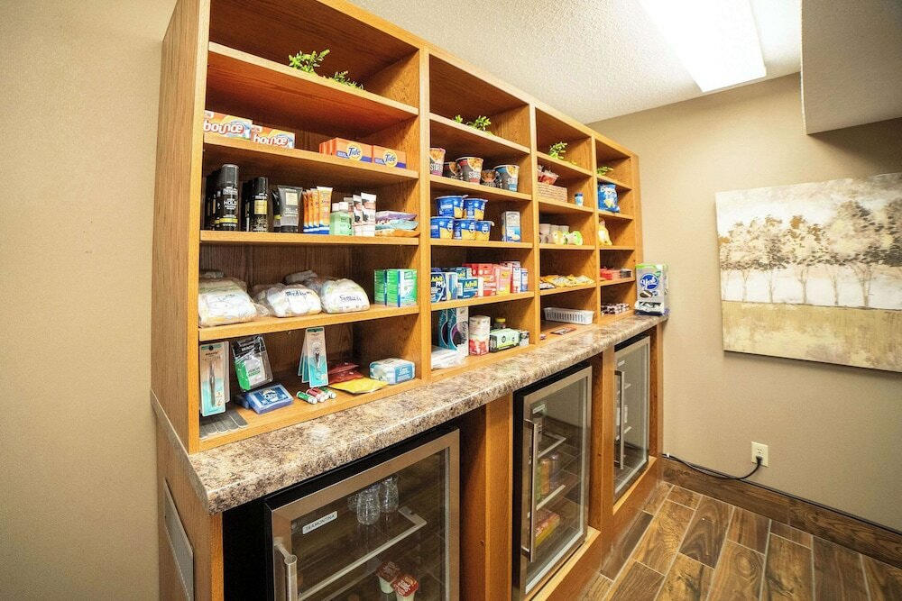 Фото Quality Inn & Suites Watertown