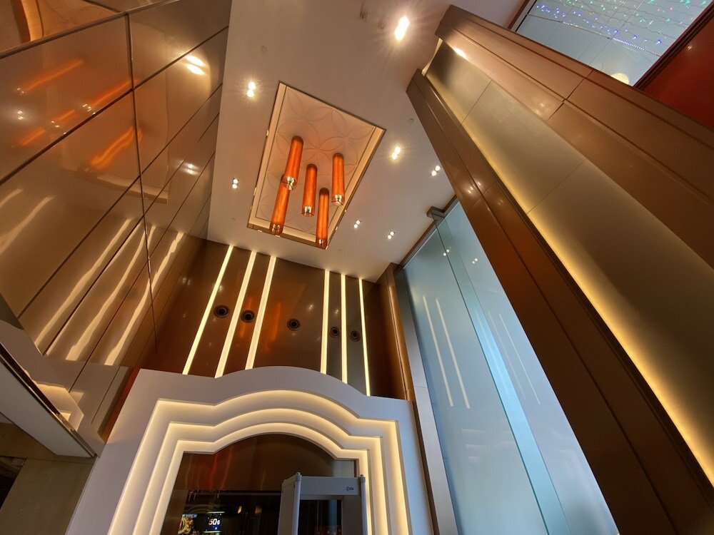 Фото Grand Dragon Hotel