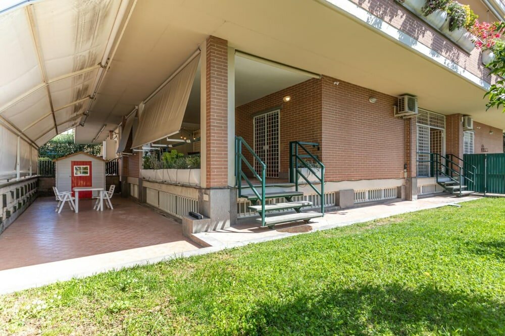 Фото Kitty Appartment - Close to S. Peter