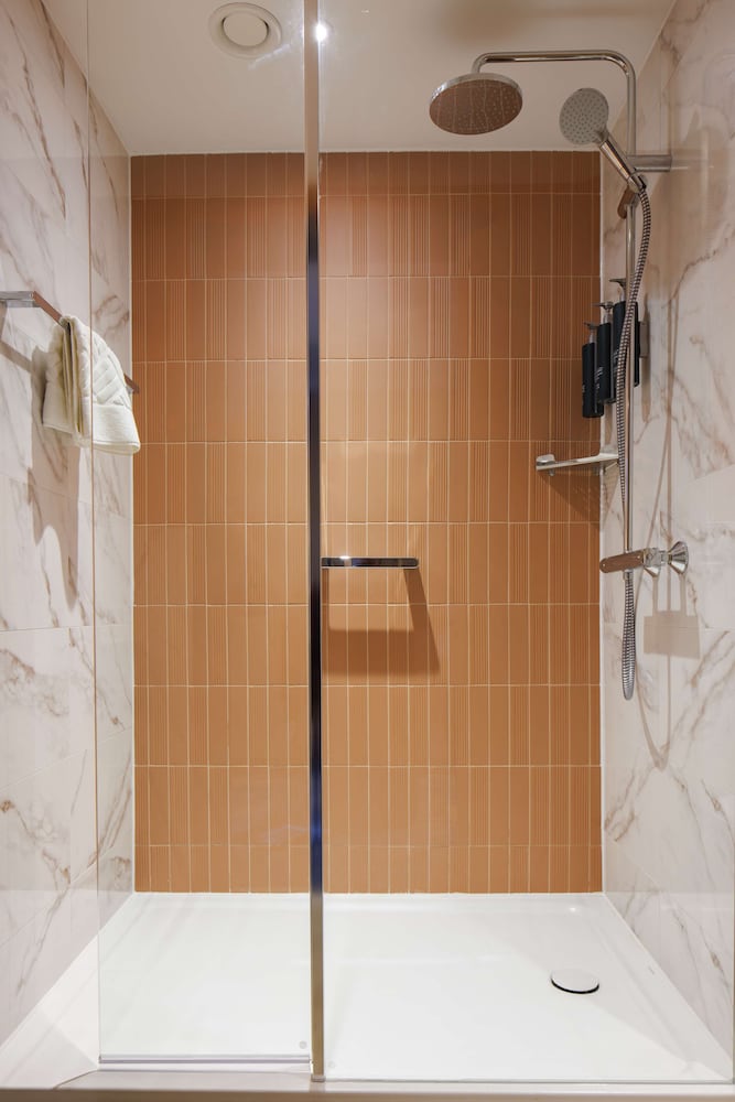 Фото DoubleTree by Hilton Hotel Coventry