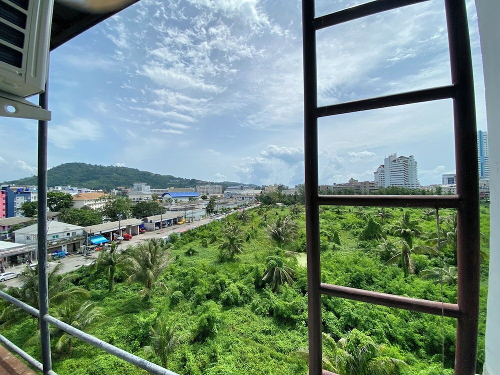 Фото Tuana Patong Holiday Hotel