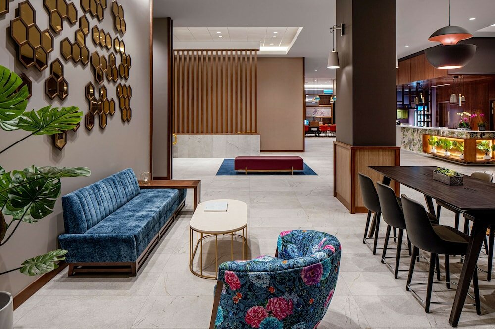 Фото Hyatt House Tampa Downtown