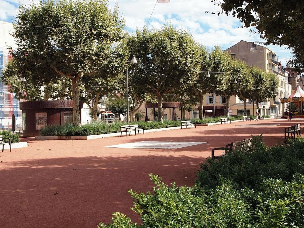 Фото Kyriad Villefranche Sur Saone