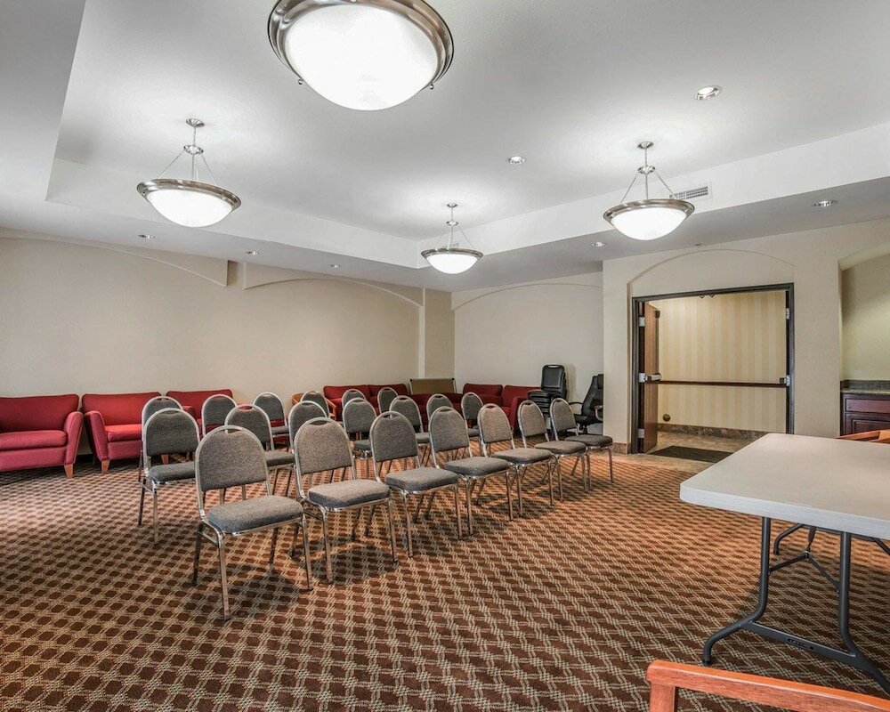 Фото Comfort Inn Ogden near Event Center