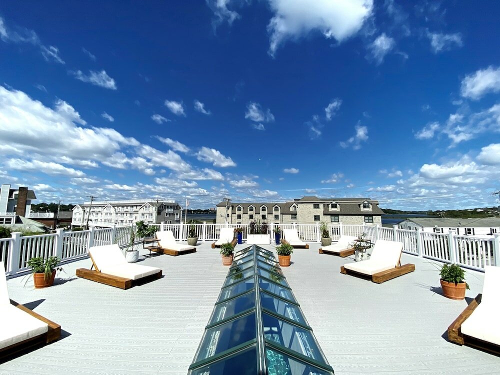 Фото Atlantic Beach Hotel Newport