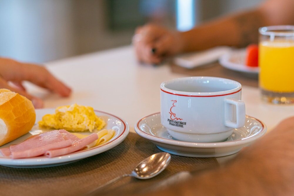 Фото Porto das Naus Praia Hotel