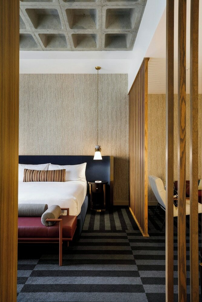 Фото Hotel Indy, Indianapolis, a Tribute Portfolio Hotel