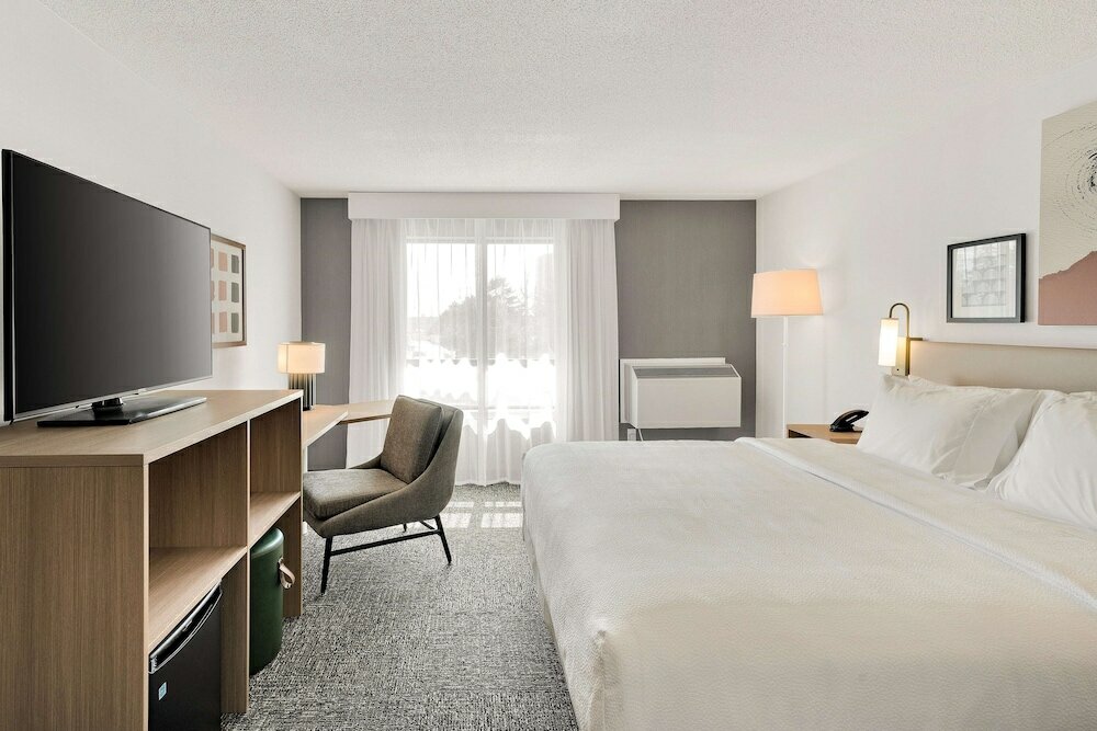 Фото Comfort Inn Toronto Northeast