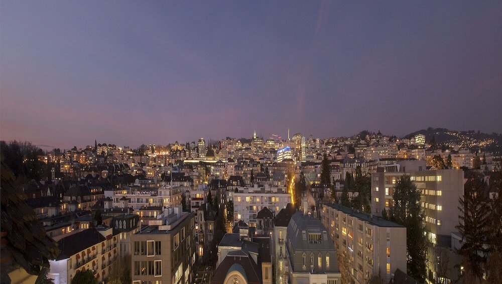 Фото Royal Savoy Hotel & SPA Lausanne