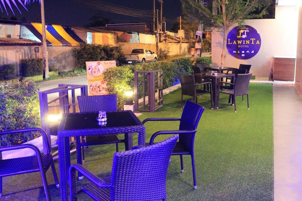 Фото LawinTa Hotel 