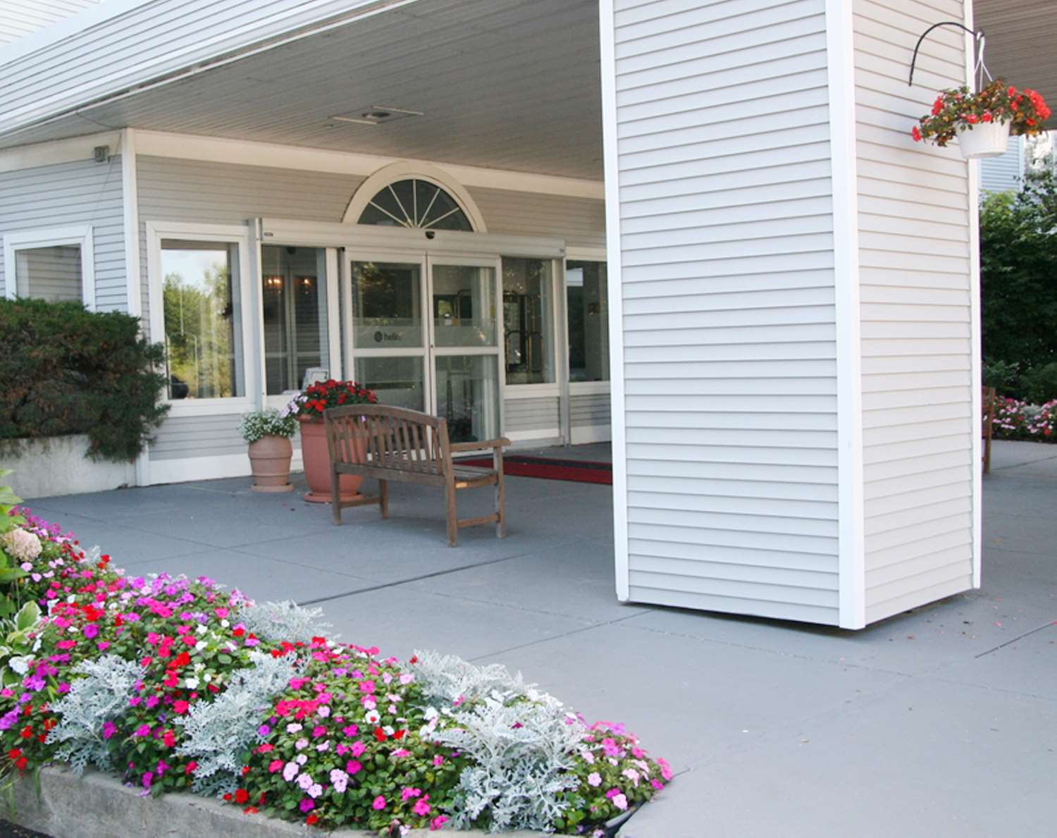 Фото Hampton Inn Colchester