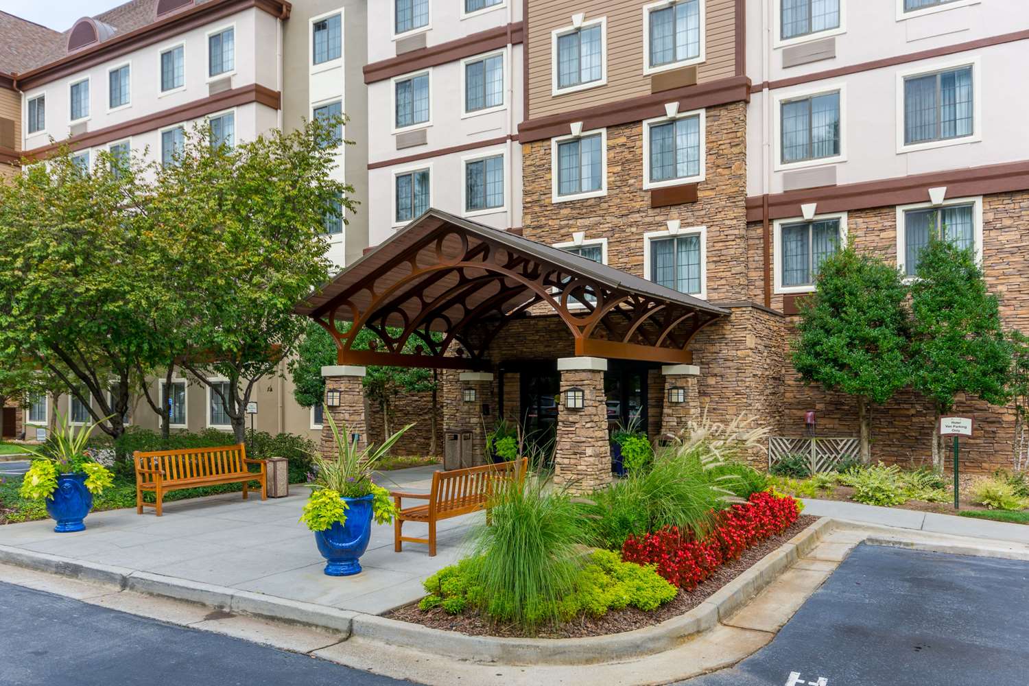 Фото Sonesta ES Suites Atlanta Perimeter Center