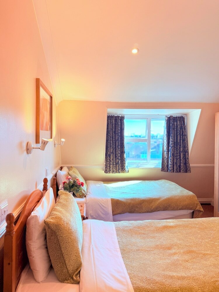 Фото Europa House Hotel