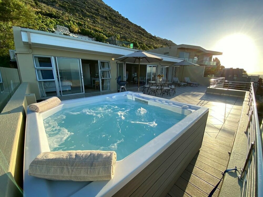 Short-term housing rental Bayview Gordon's Bay, Capetown, photo