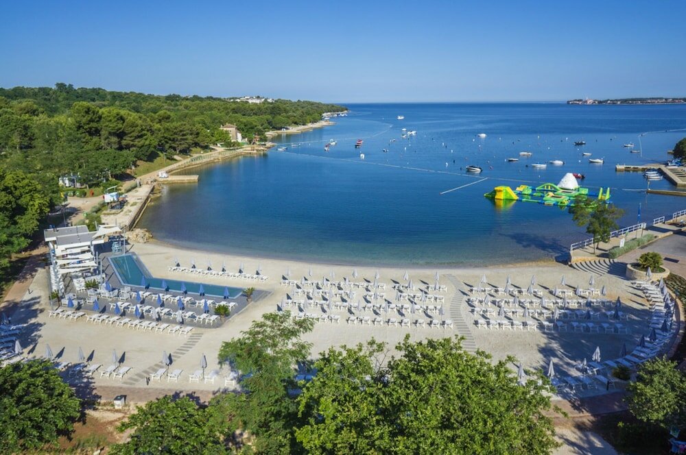 Фото Mobilhome Victoria Camping Lanterna