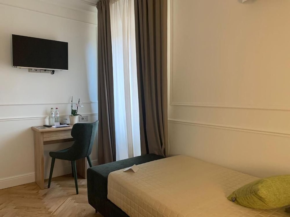 Фото Palazzo Franceschini