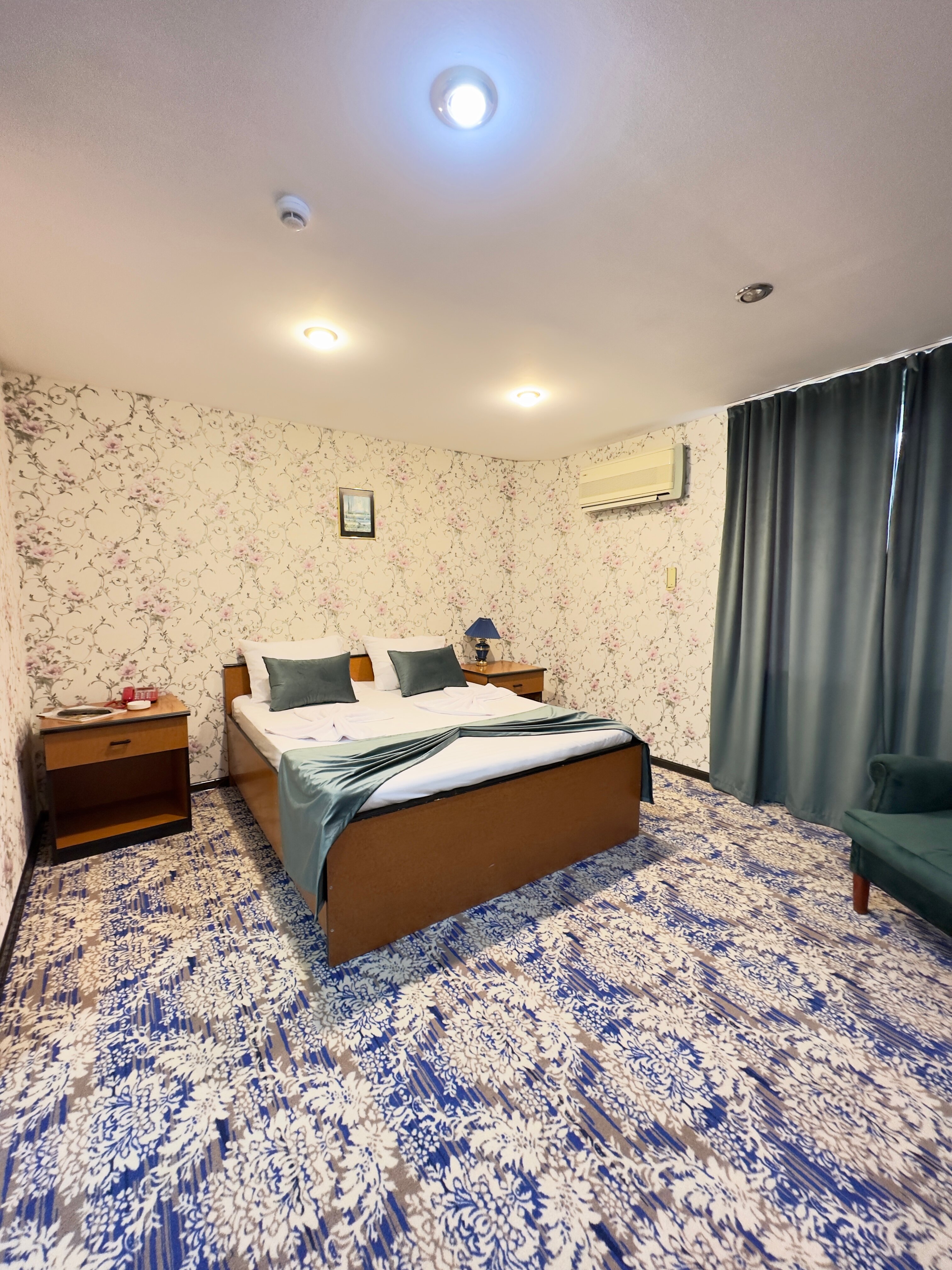 Фото Rosemary Inn Hotel