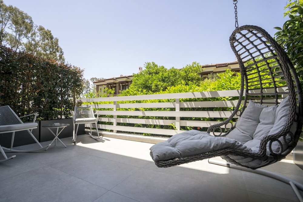 Фото Balèze Boutique Hotel