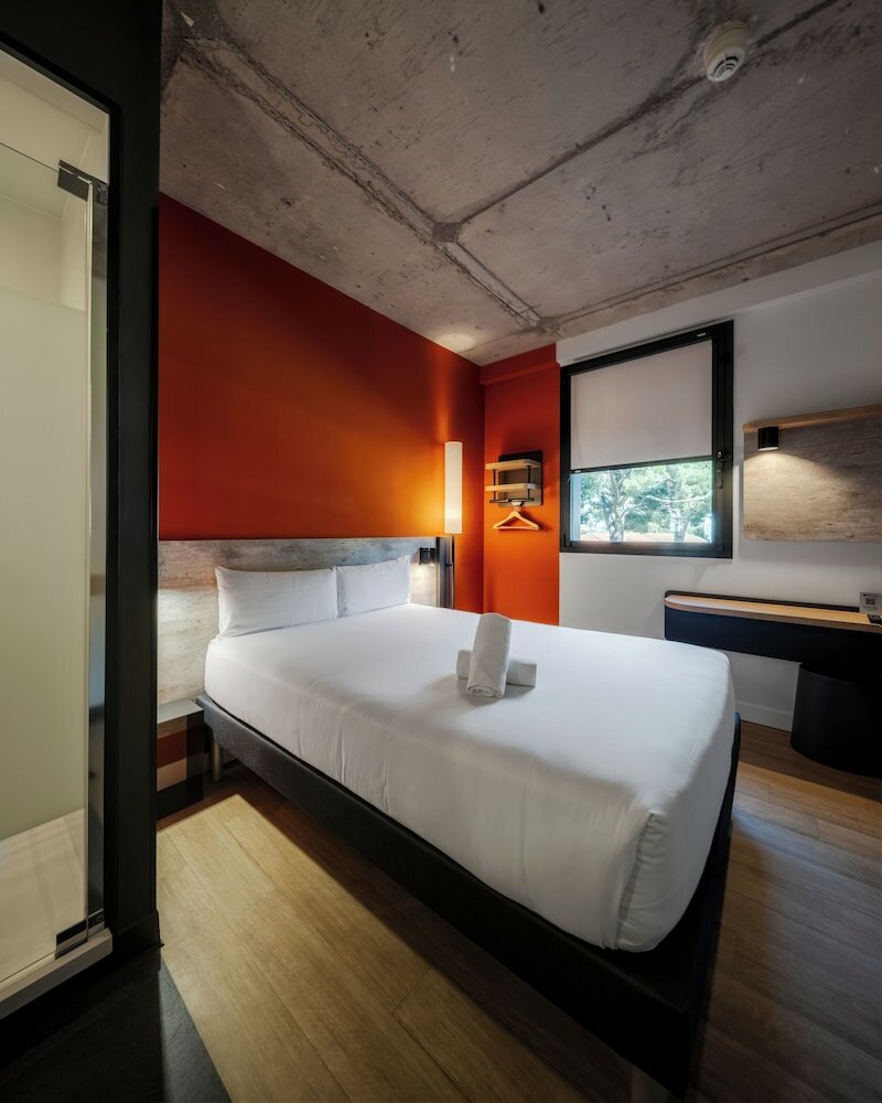 Фото Ibis Budget Madrid Aeropuerto