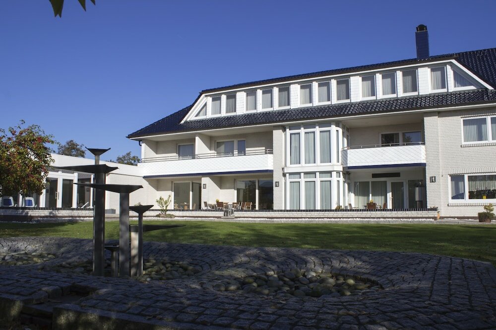 Фото Hotel Am Friesenstrand